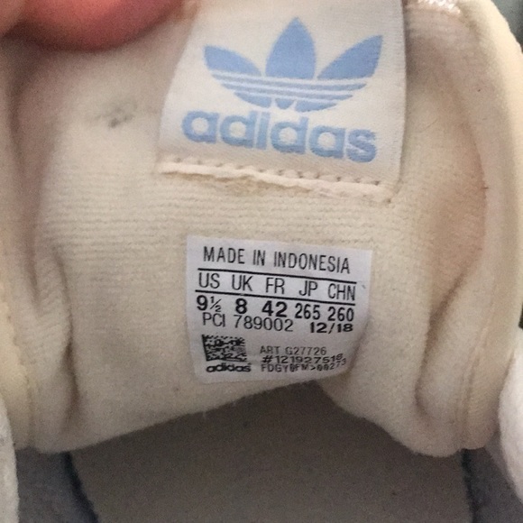 adidas retro sneaker 9.5 42 - Picture 3 of 4